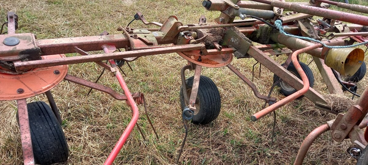 Obraceč sena Fella hydro 540 - 2