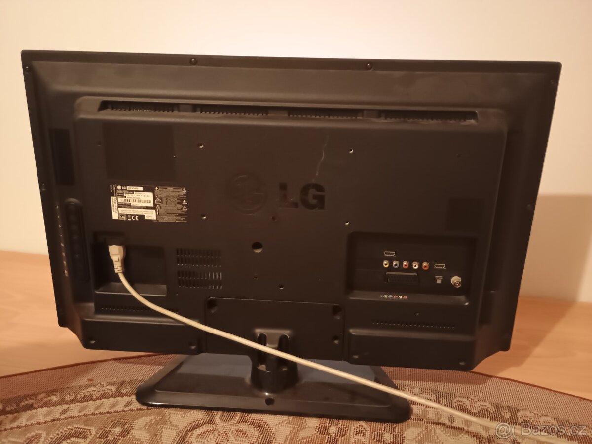 LG 32LN540B 32" HD LED TV - 2