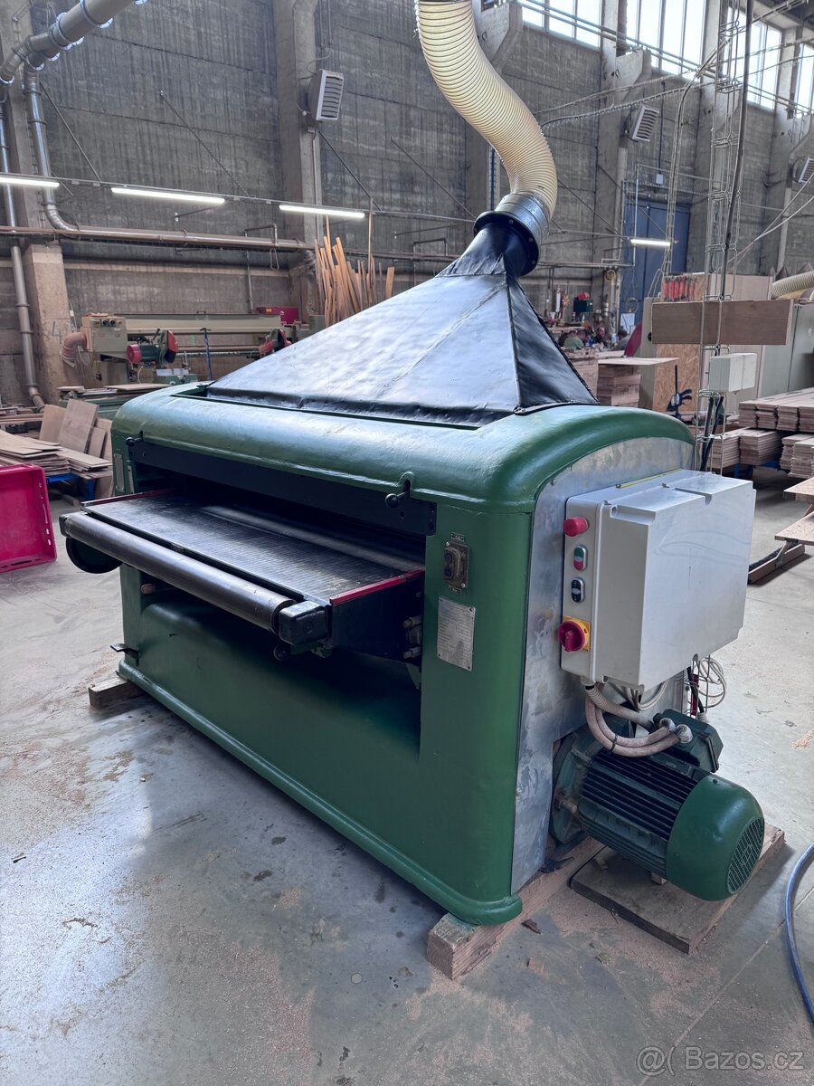 Tloušťkovací frézka - 2