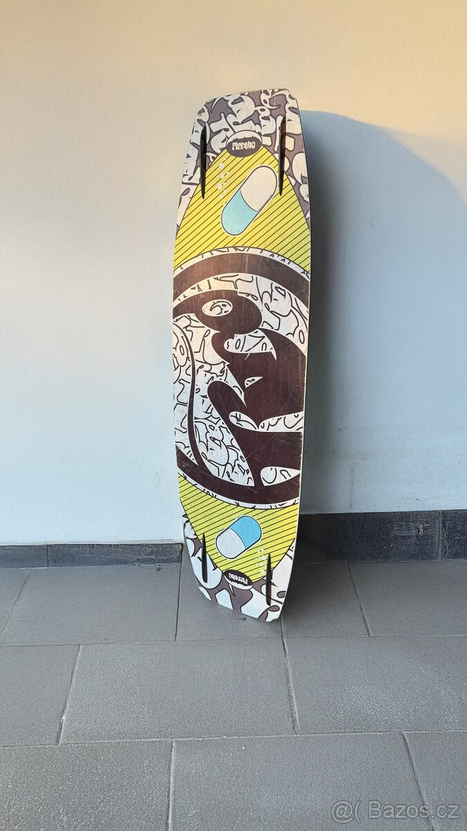 Kiteboard Placebo 132x39 + vázání Obrien - 2