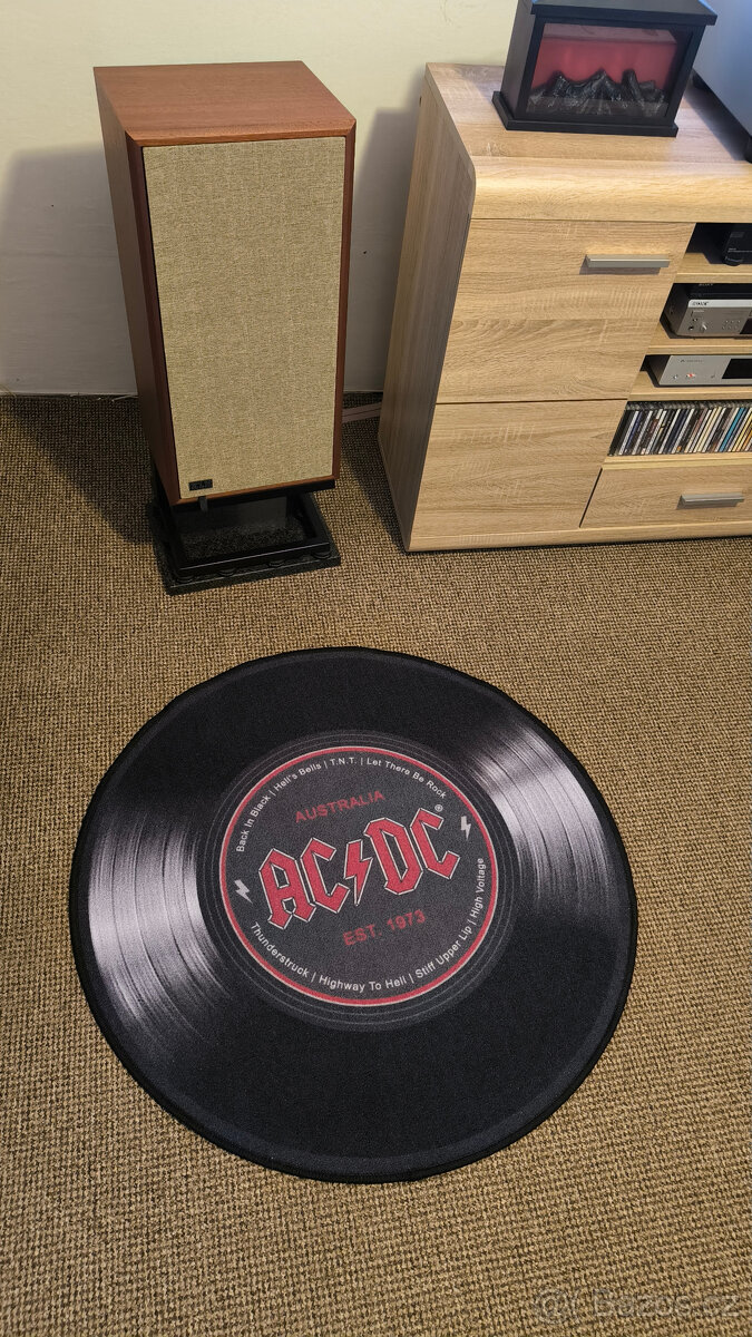 KOBERCE GRAMODESKY 1M - 2