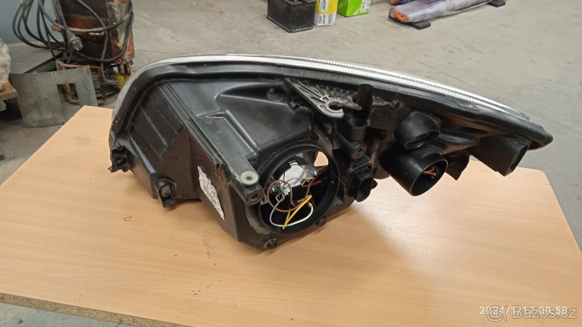 Fabia 2 přední světlo - 2