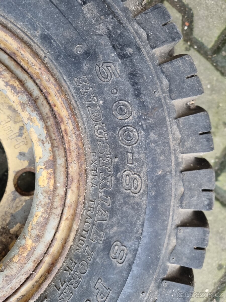 Pneumatiky 5.00-8 - 2