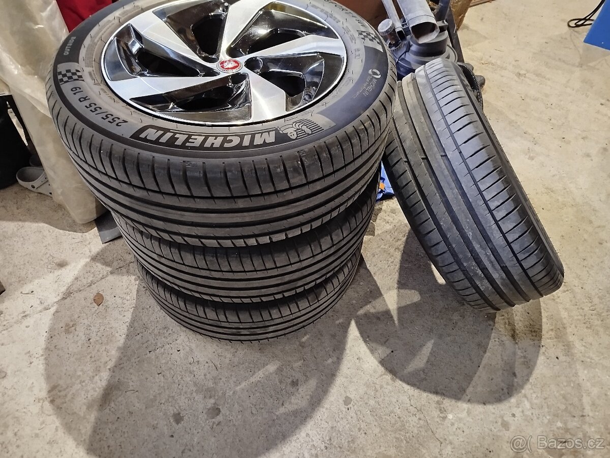 Originální kola vč pneu R19 - 2