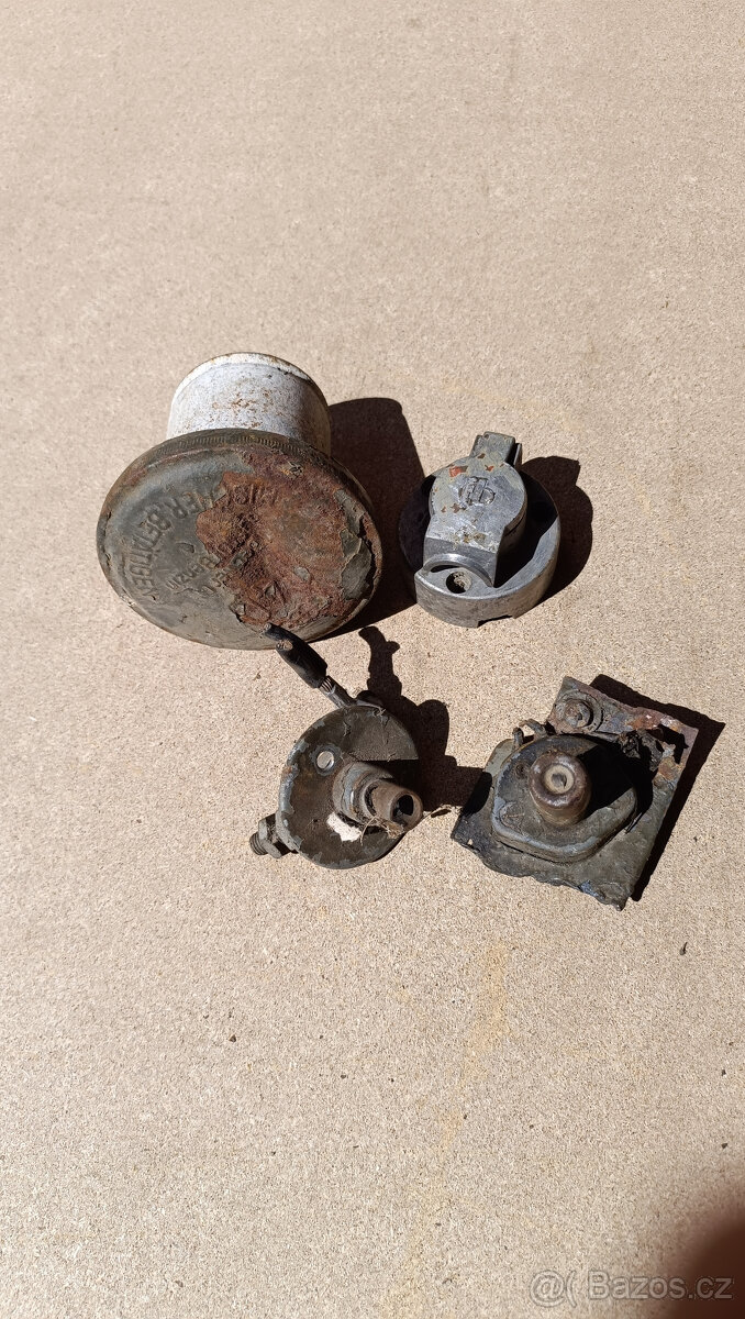 DKW Munga - drobné díly - 2