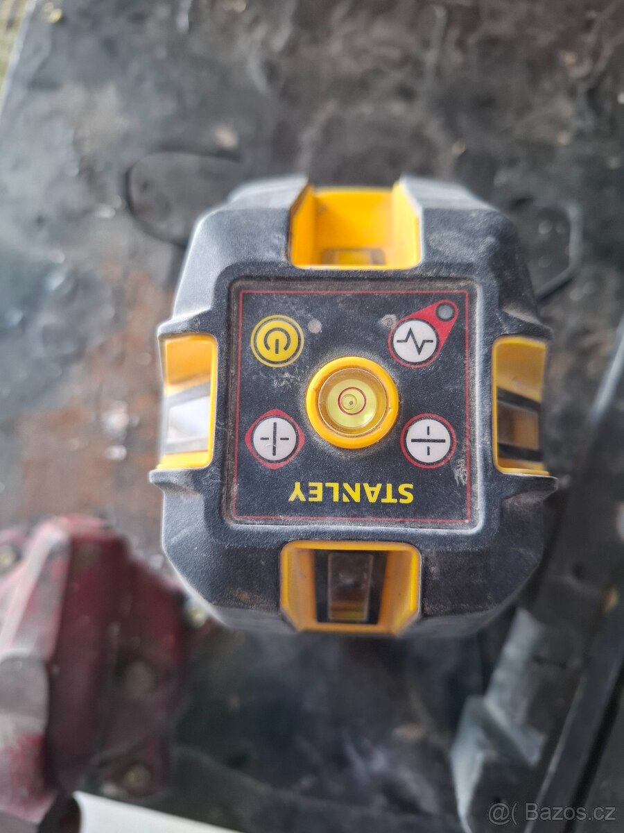 Křížový laser - 2