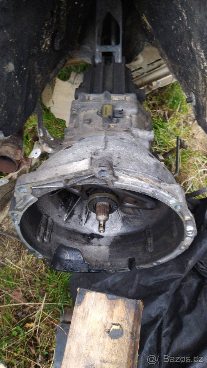 BMW E90 e91 320D 130kW N47D20A a 330xD 170kW na díly - 2