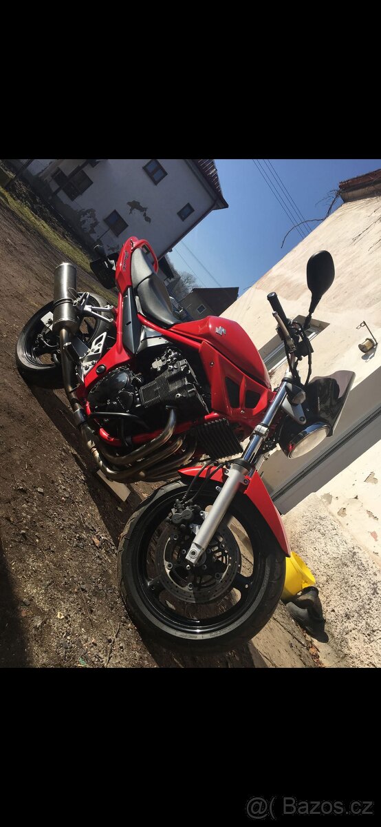 Suzuki bandit 650 - 2