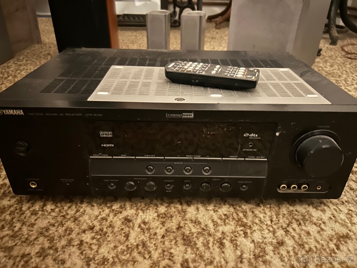 Hi-Fi sestavu Yamaha - 2