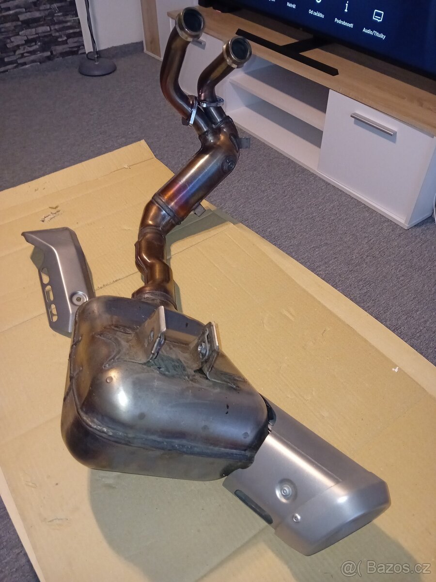 Yamaha MT-07 originální výfuk - 2