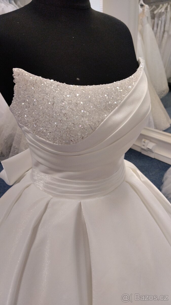 Svatebni šaty velikost 36 - 2