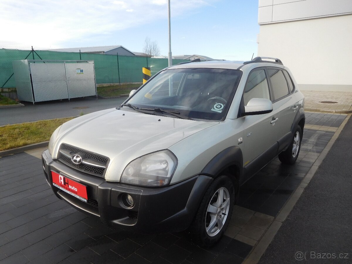 Hyundai Tucson 2.0CRDi 16V Confort+ 4WD, 83 kW, Automat - 2