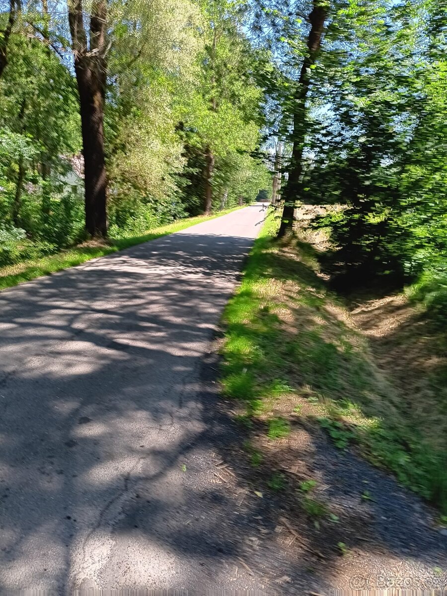 Pozemek v zeleni, pro milovníky přírody a klidu - 2