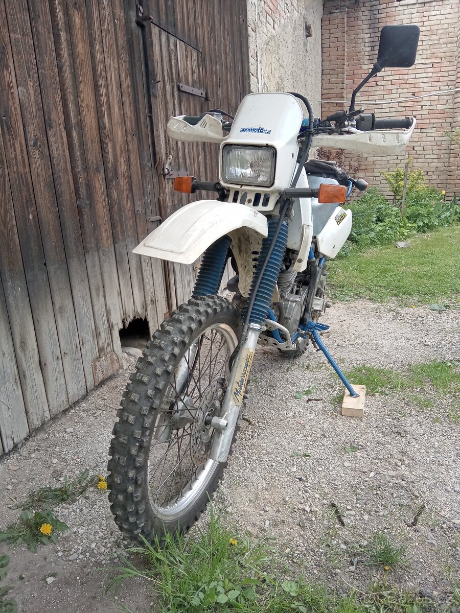 Suzuki dr 350 - 2