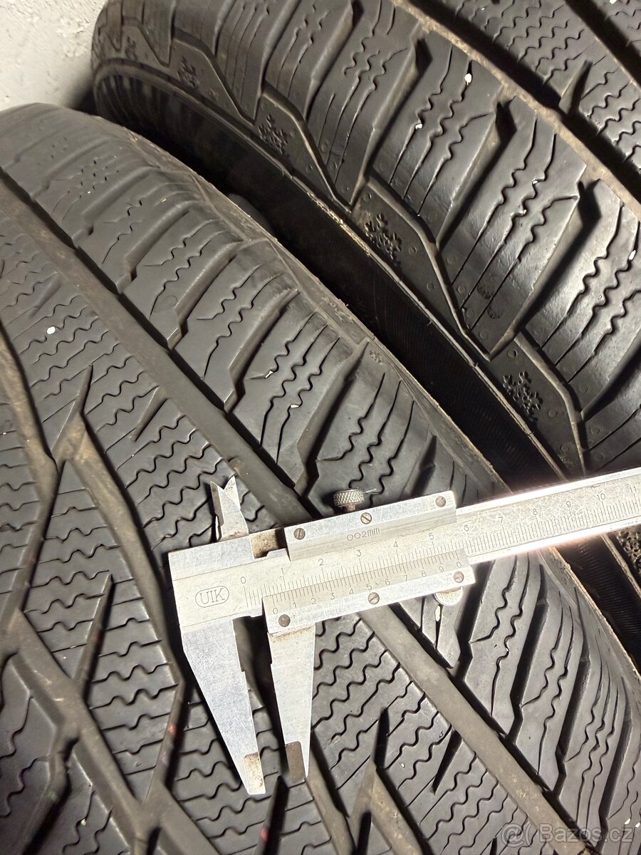 Pneu 195/65r15 - 2