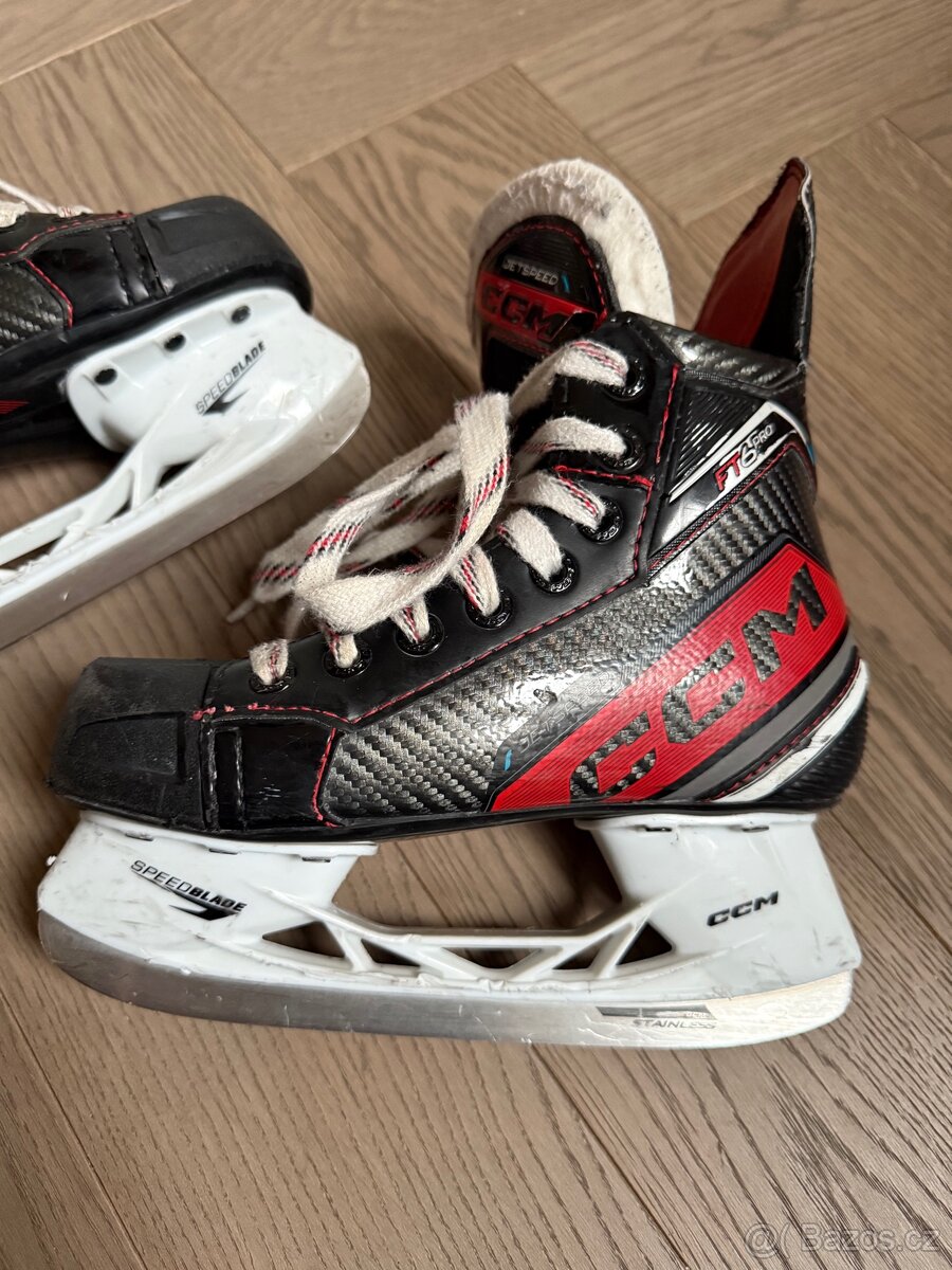 Dětské brusle CCM Jetspeed FTJ6 PRO YTH vel. 33 - 2