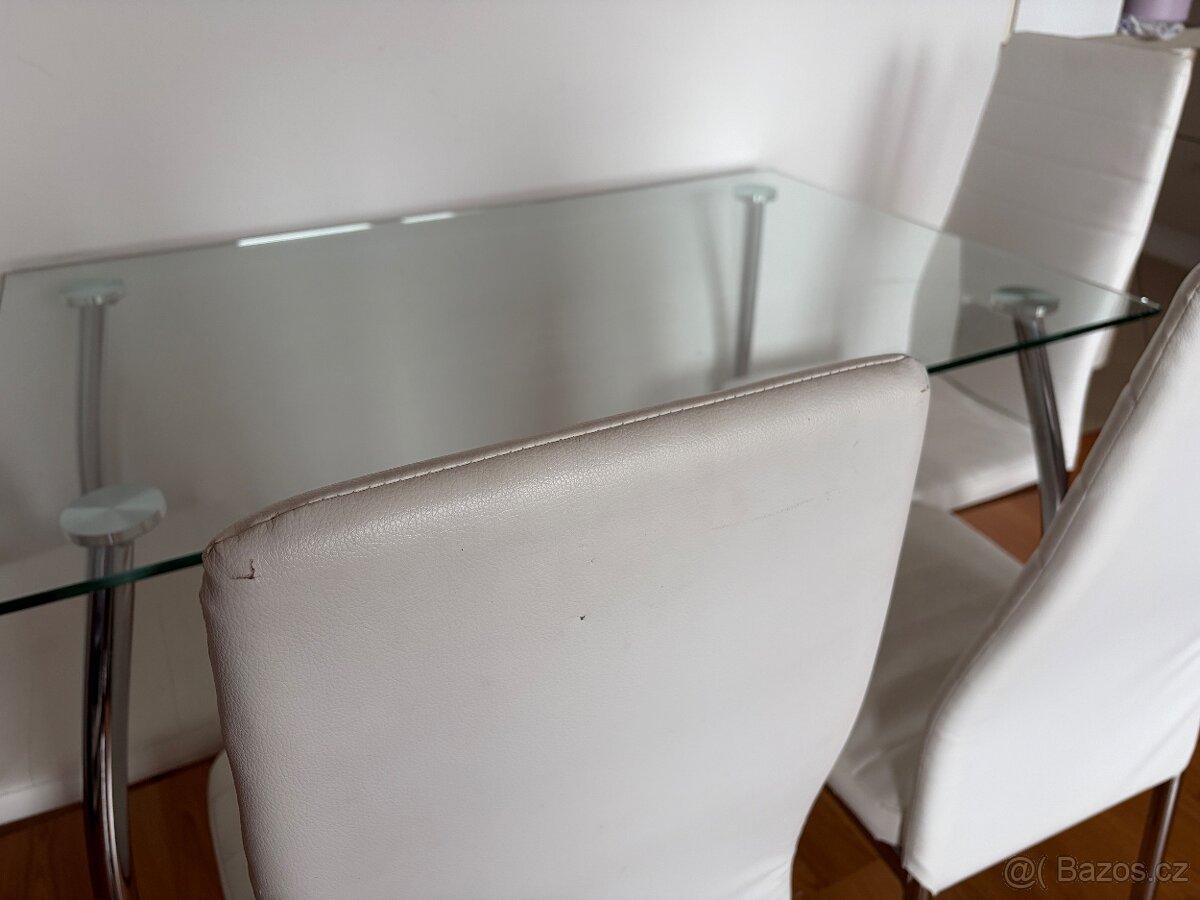 Jídelní stůl + 4 židle - 2