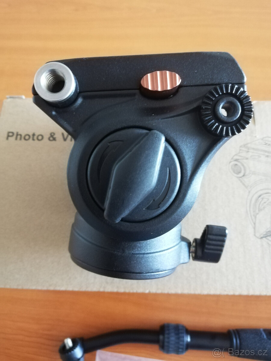 Fluidní videohlava Cayer H4 na stativ - 2