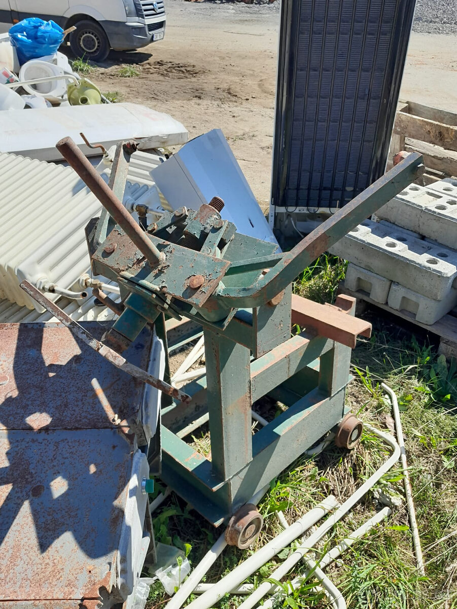 Vozík s upnutí klády - 2