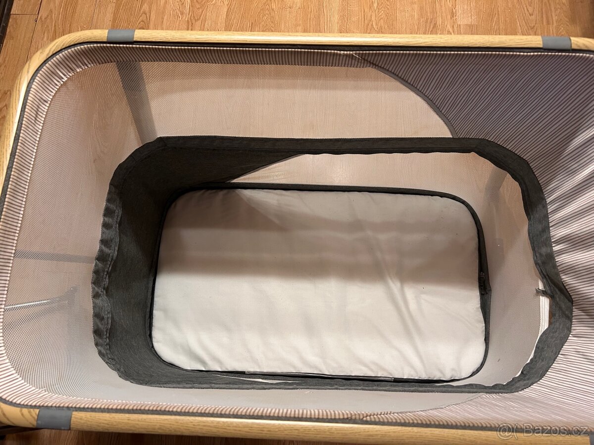 Kinderkraft Cestovní postýlka 4v1 SOFI - 2