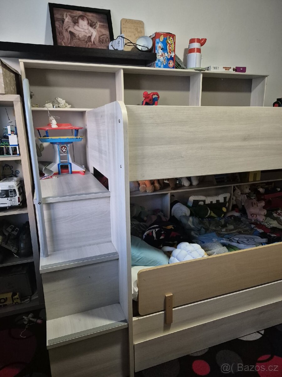 Patrová postel - 2