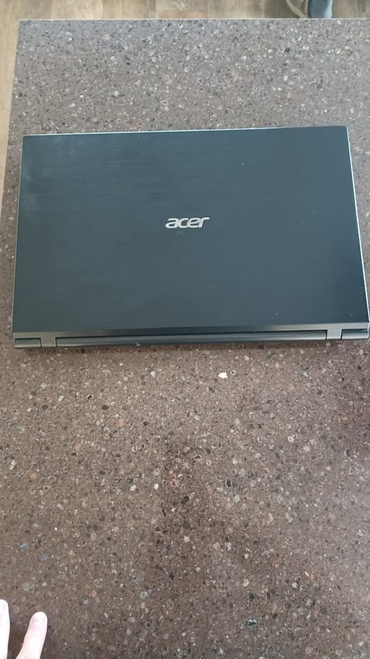 Notebook Acer Aspire V3-772G vč. Windows 10 - 2