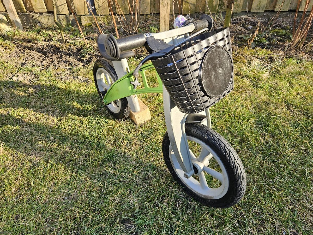 Odrážedlo FirstBike - zelené - 2