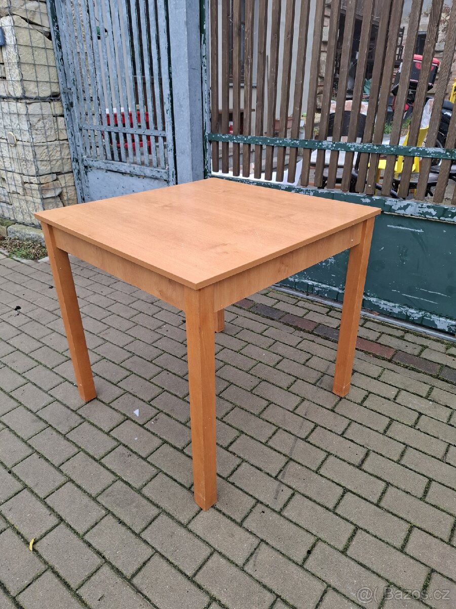 Stul 80x 80. - 2