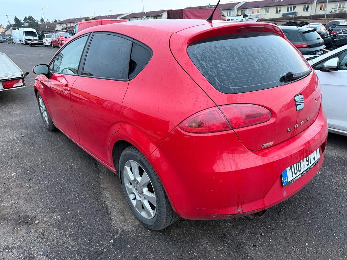 Seat Leon 2008 ND červená barva - 2