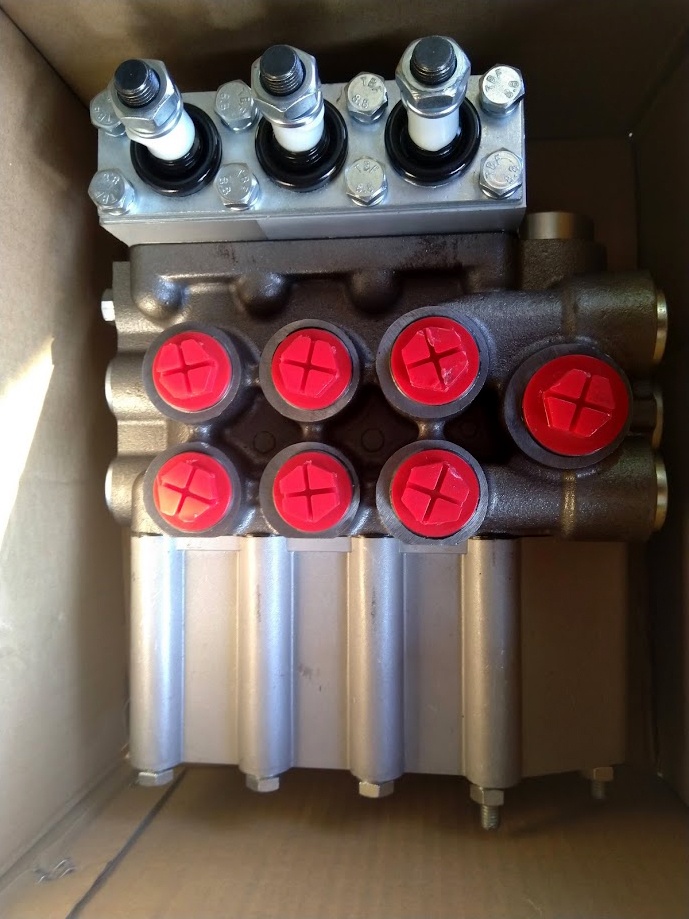Hydraulický rozdeľovač R-80 - - 2