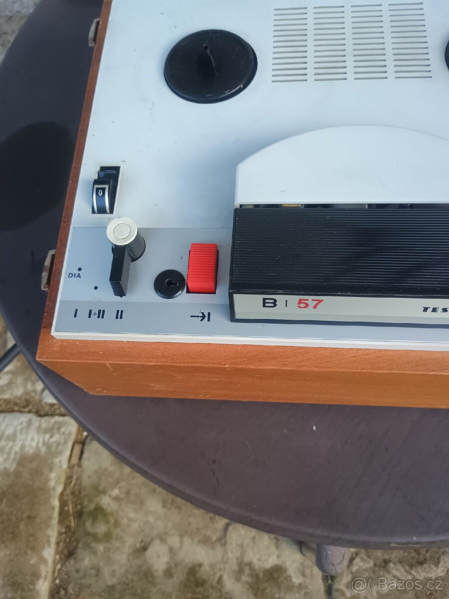 Magnetofon Tesla B57 - 2