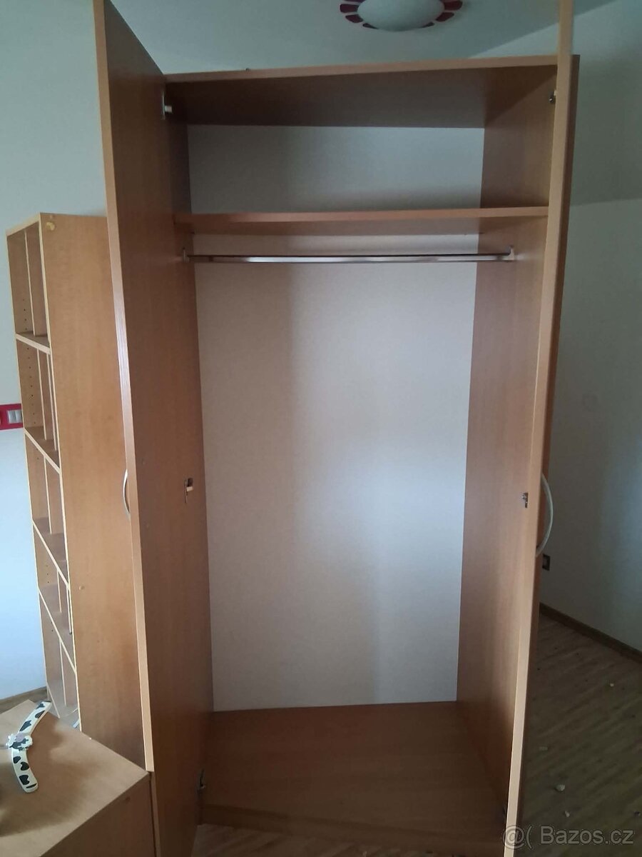 Prodám skříň - 2
