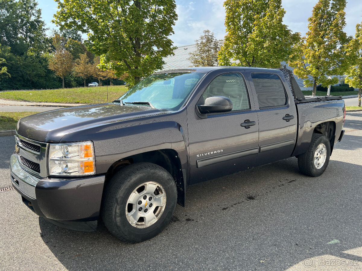Chevrolet Silverado 5.3 V8, 4x4, LPG, tažné 3500 kg