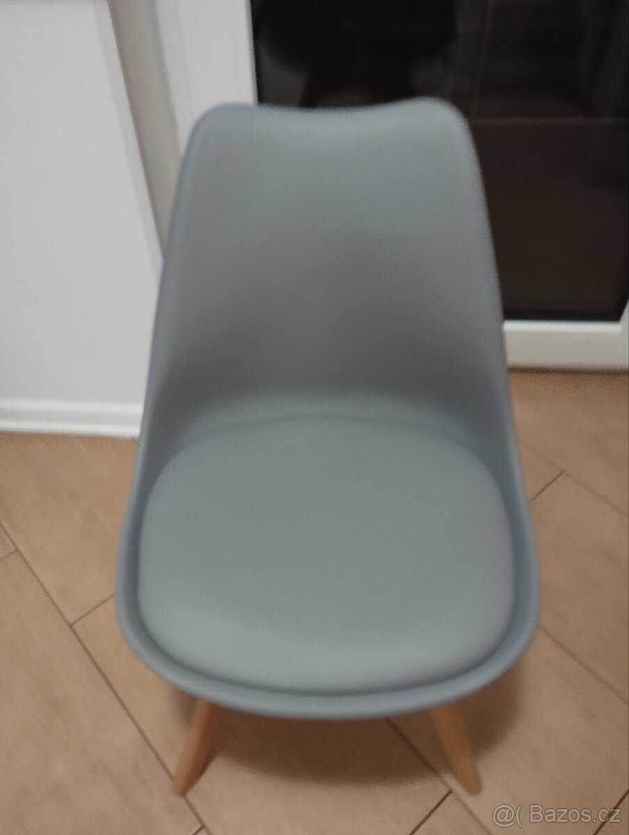 Jídelní židle celkem 3 ks - 2