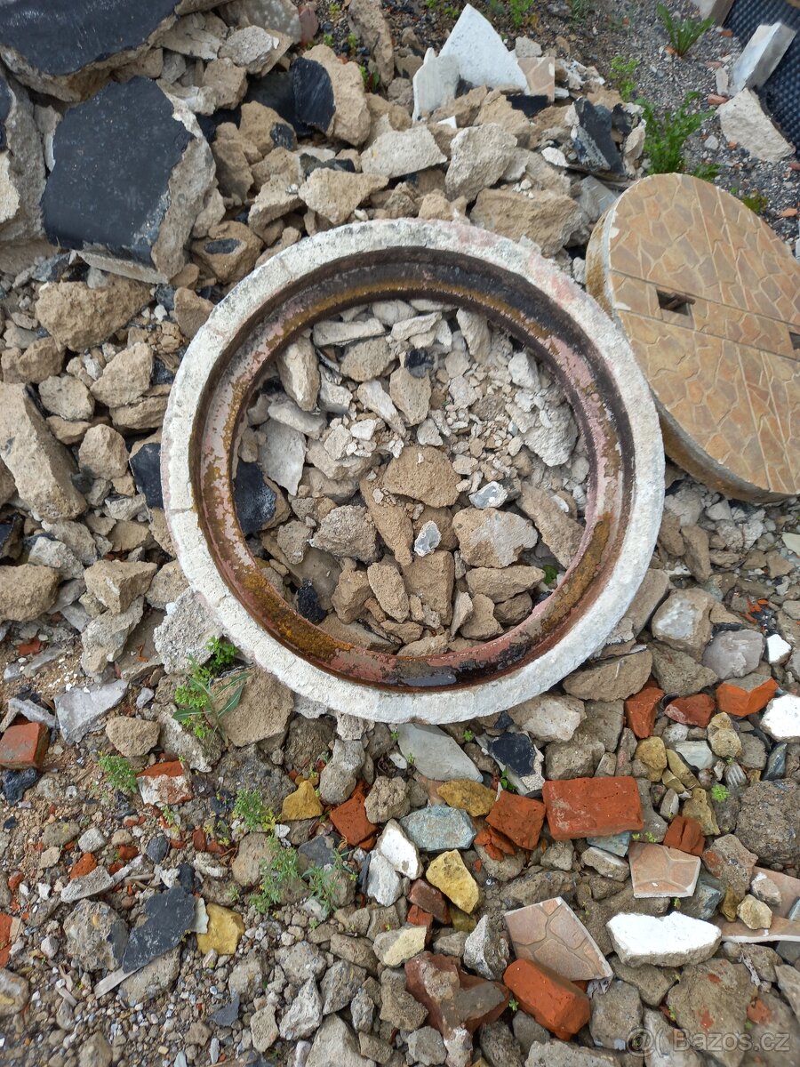 Betonovy poklop s rámem 87cm - 2