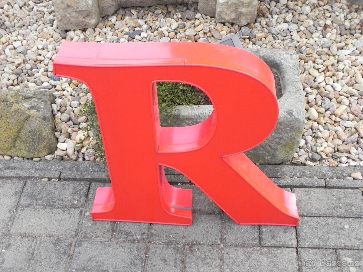 Svítící písmeno R - 2