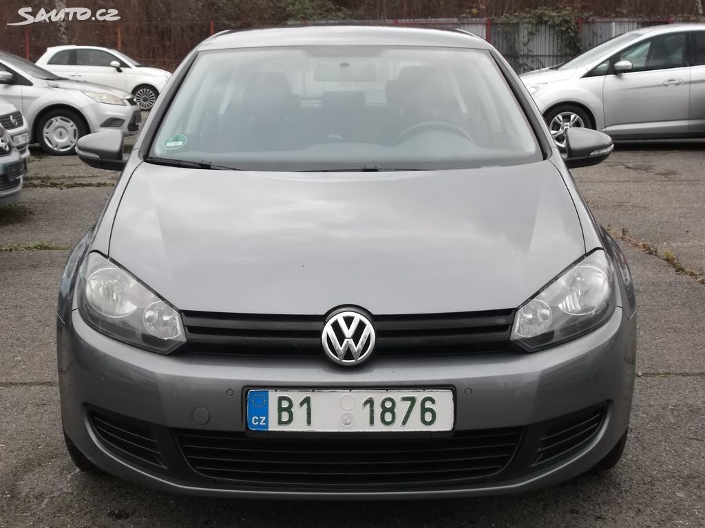 Volkswagen Golf 1,4 16V aut.kl,plnáserviska,TOPstav - 2
