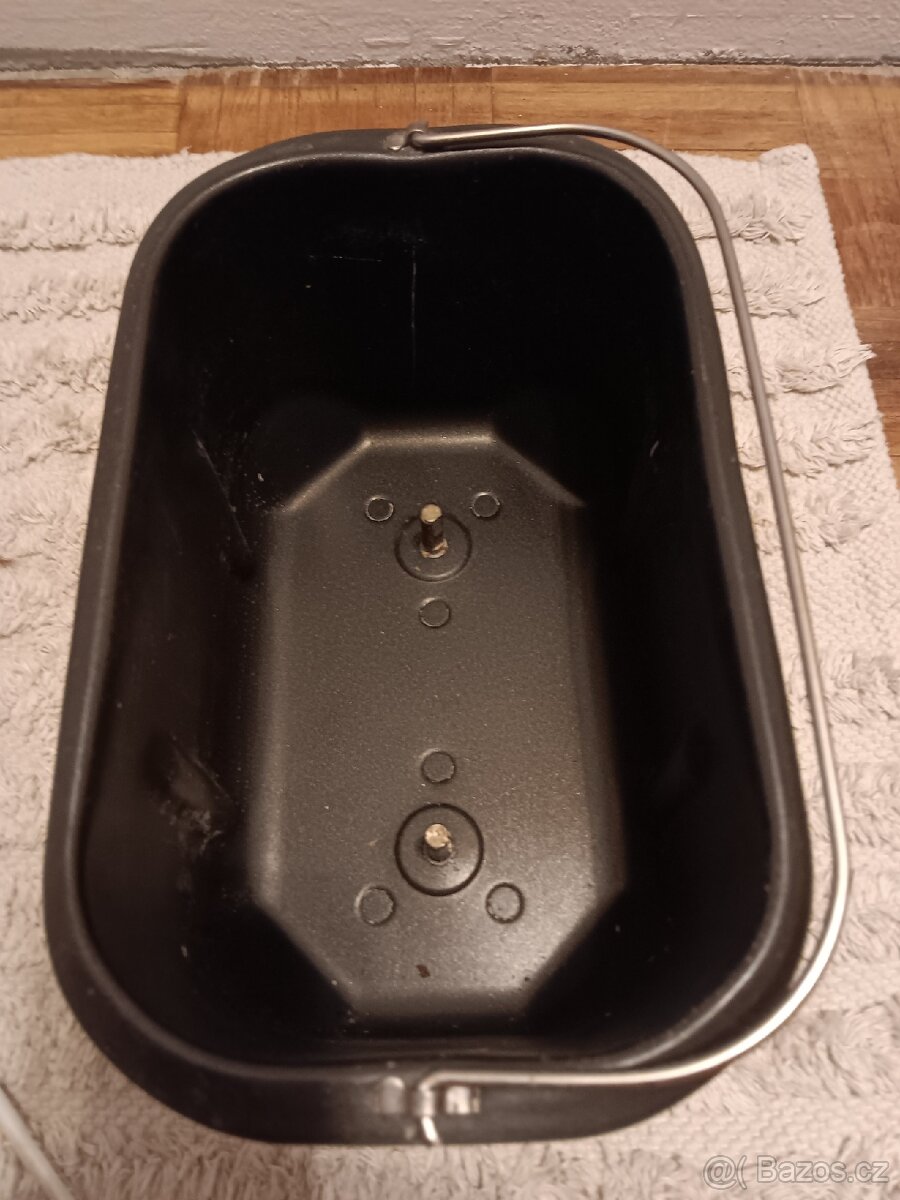 Domácí pekárna na chleba Silver Crest. - 2