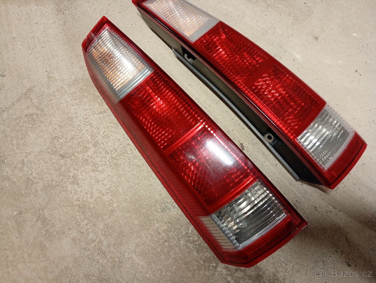 Opel Meriva A - Zadní světla - 2