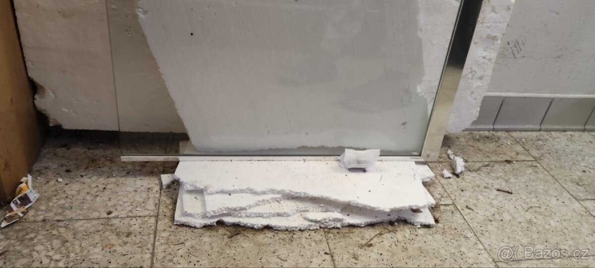 Sprchová zástěna - 2