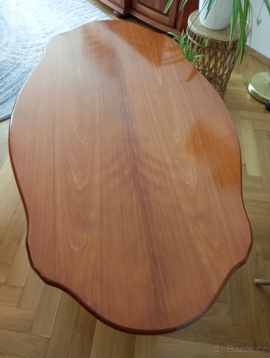 Konferenční stolek - 2