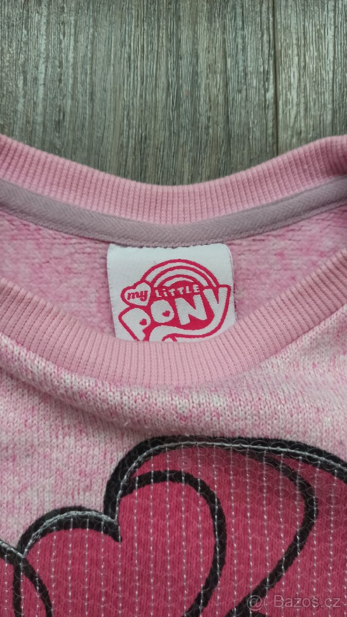 Mikinka vel.8-9 let zn.George - 2