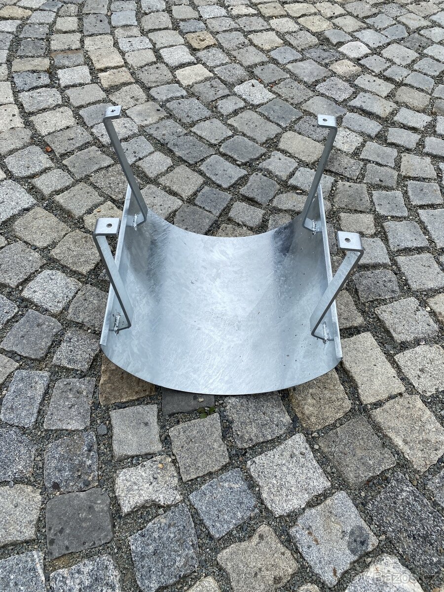 Komínová stříška, klobouk - 2