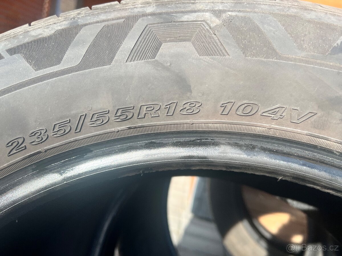 Nexen 235/55 R 18 - 2