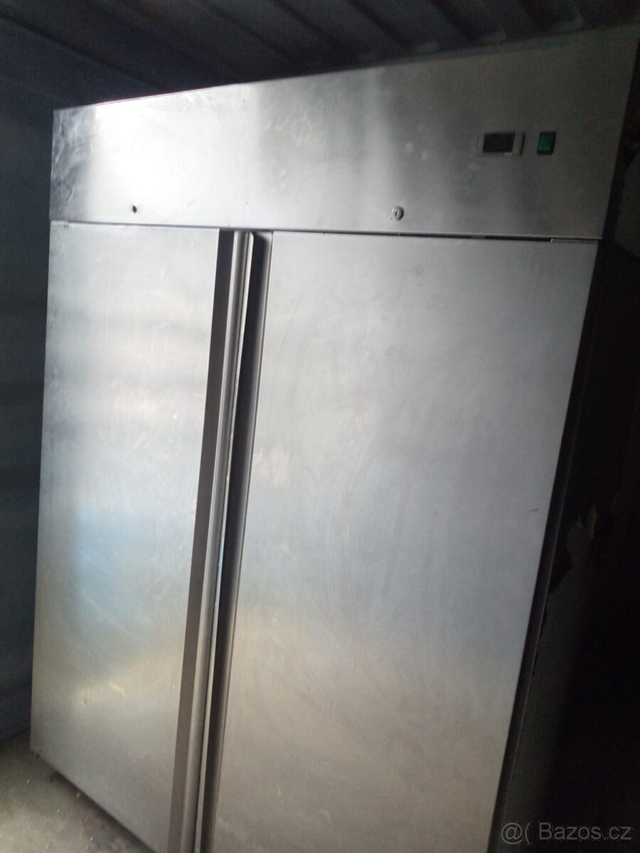 Chladící skříň - 2