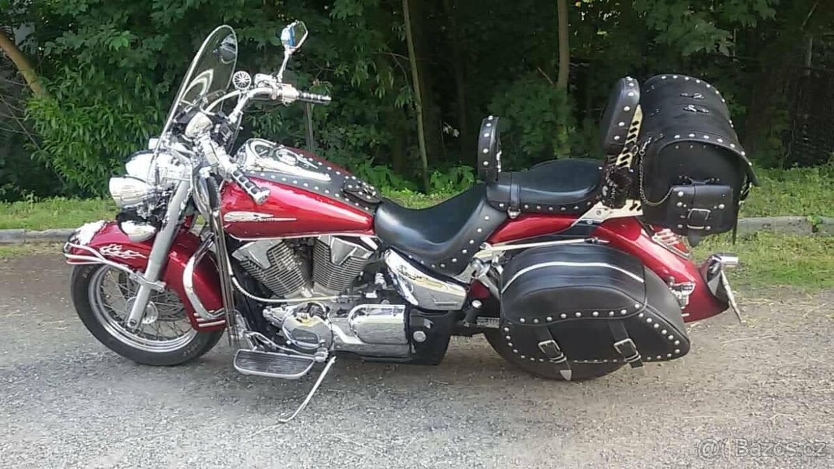 Motocykl Honda VTX 1300 - 2