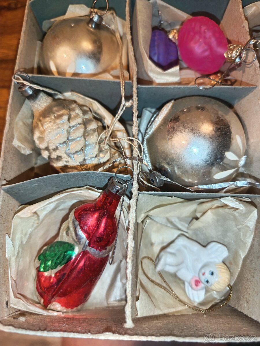 Staré vánoční skleněné ozdoby - 2