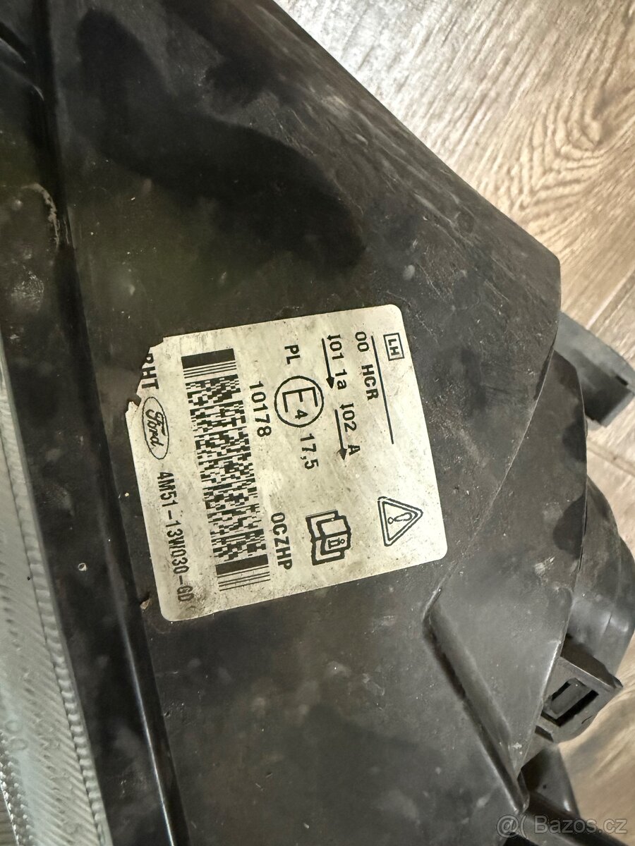 Světlomety FORD FOCUS 4M51-13W030-GD - 2