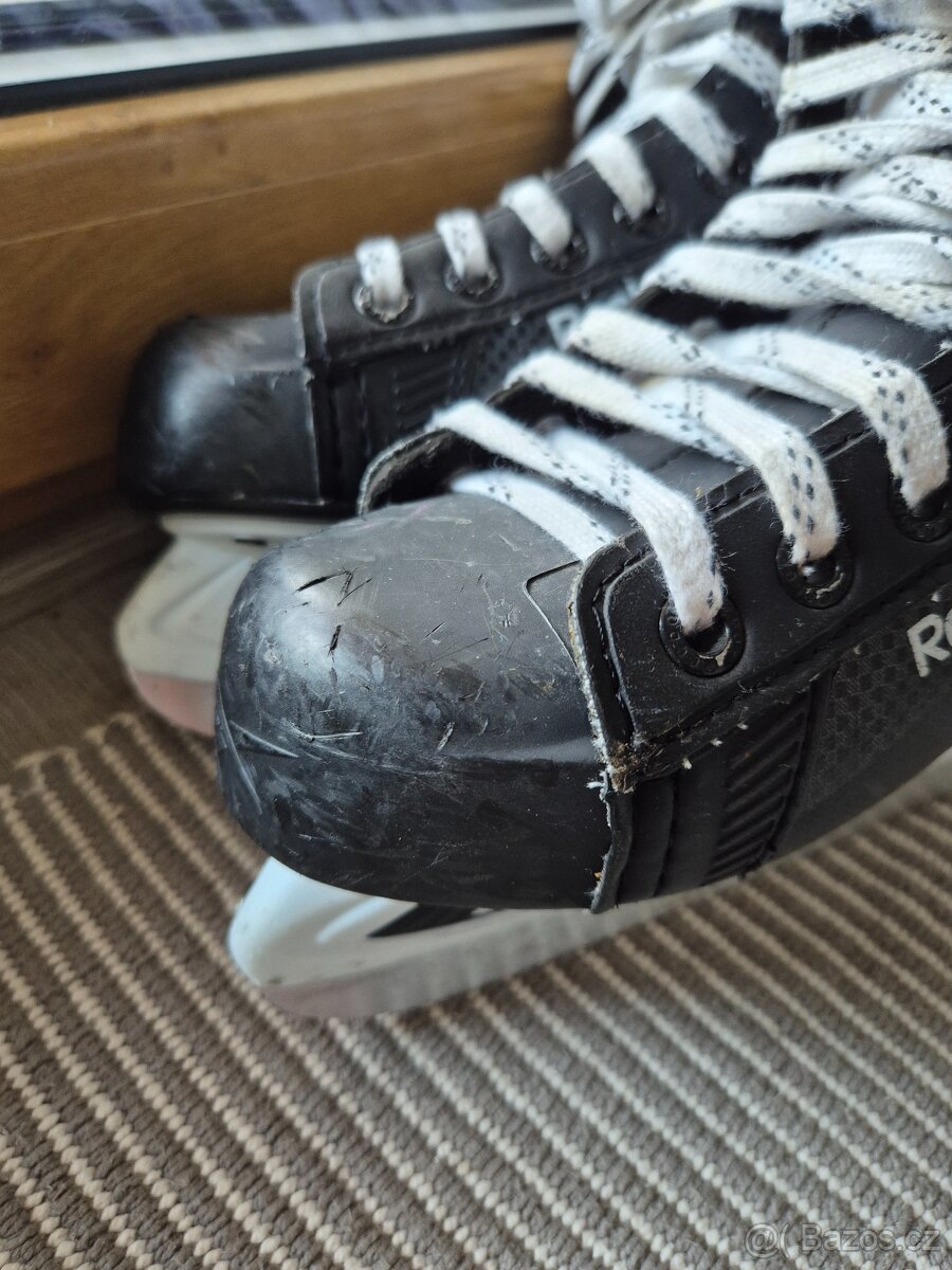Lední brusle Reebok vel.33 - 2
