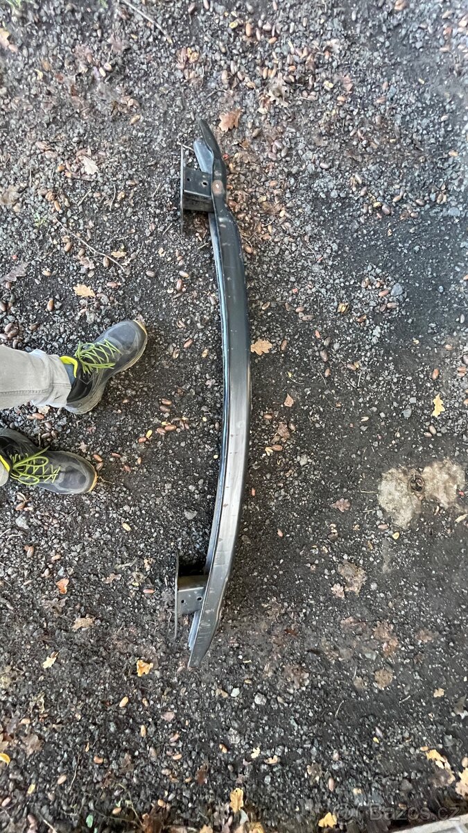 Výztuha zadního nárazníku VW Caddy mk4 - 2